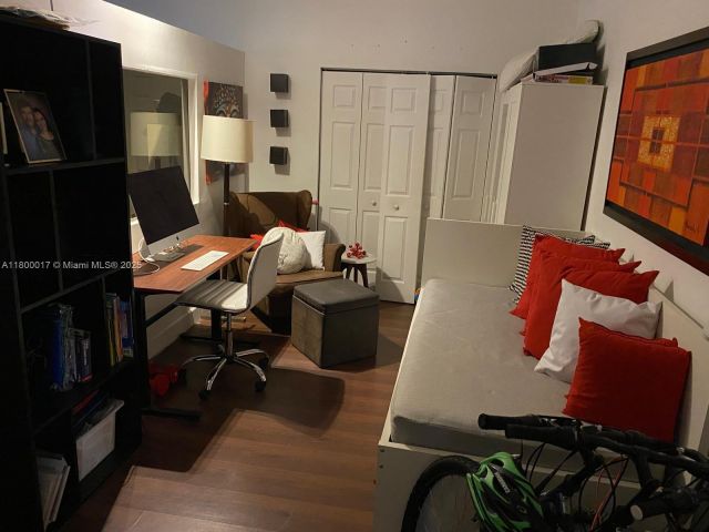 Home for sale at 1103 Washington St - photo 5990448