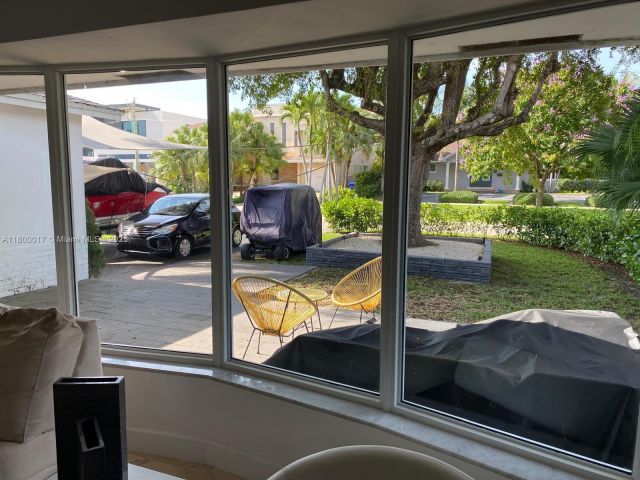 Home for sale at 1103 Washington St - photo 5990459