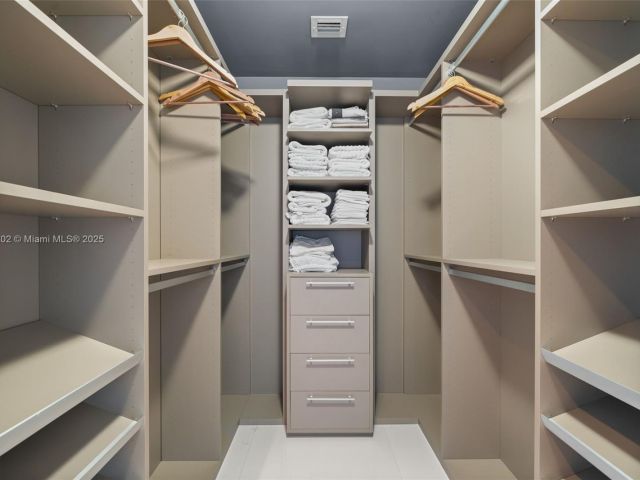 Apartment for sale  Unit #2906 - photo 5993752