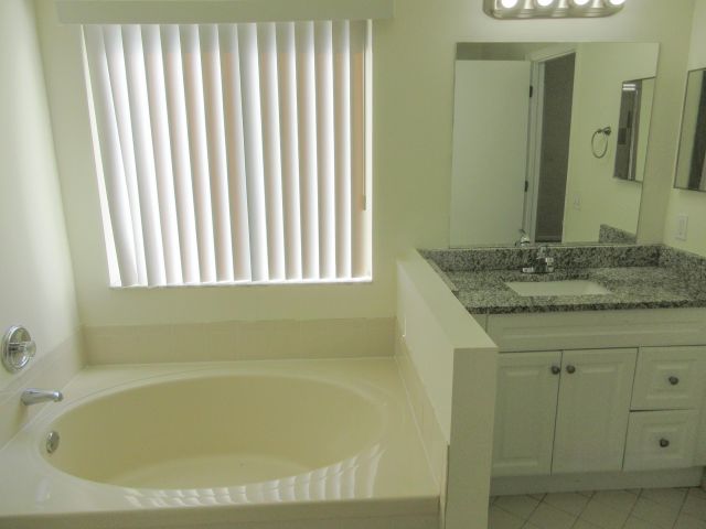 Home for sale at 4513 SW 13th Street - photo 5994176