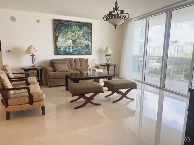 Apartment for sale  Unit #1102 - photo 5994194