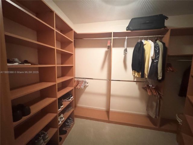 Apartment for sale  Unit #1102 - photo 5994182