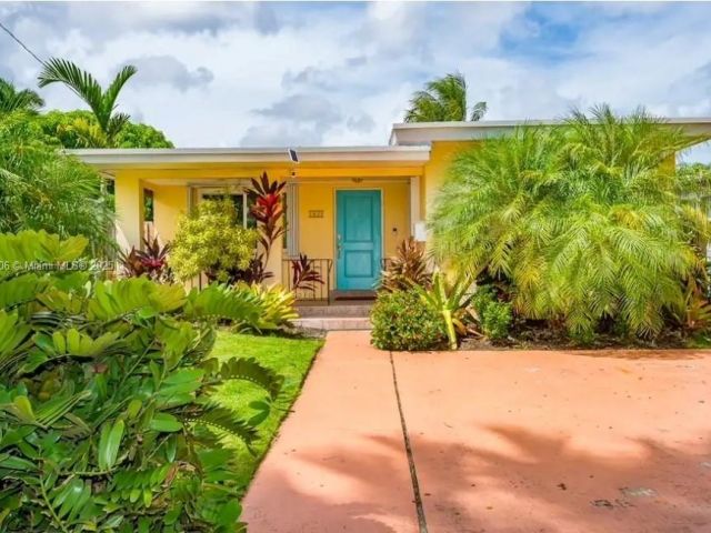 Home for rent at 1635 Fletcher St - photo 6027841