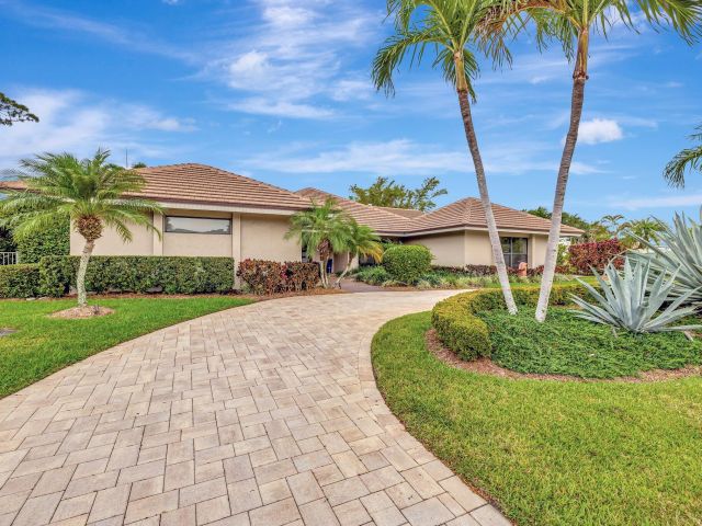 Home for sale at 4668 Wildewood Drive - photo 5996424