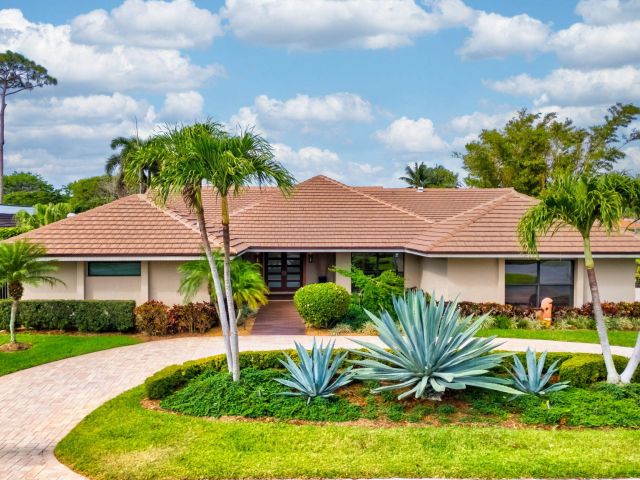 Home for sale at 4668 Wildewood Drive - photo 5996425