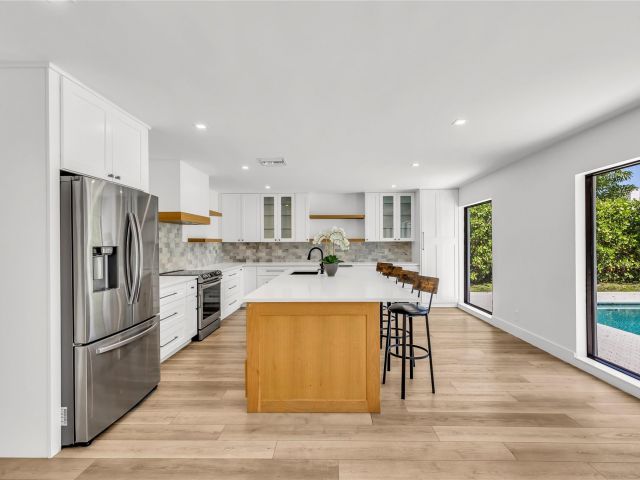 Home for sale at 832 Appleby St - photo 6017979