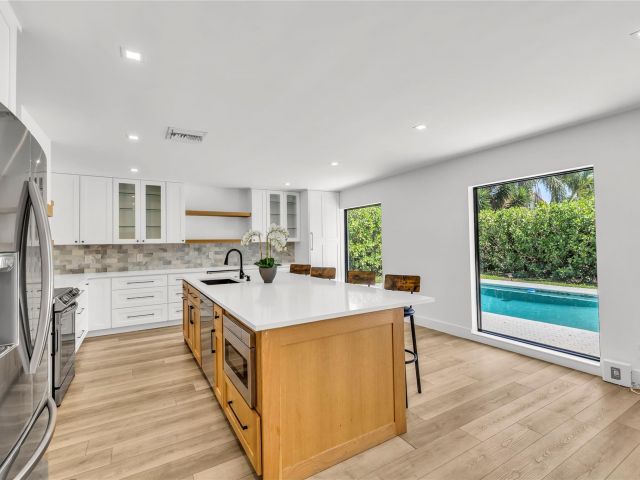 Home for sale at 832 Appleby St - photo 6017980