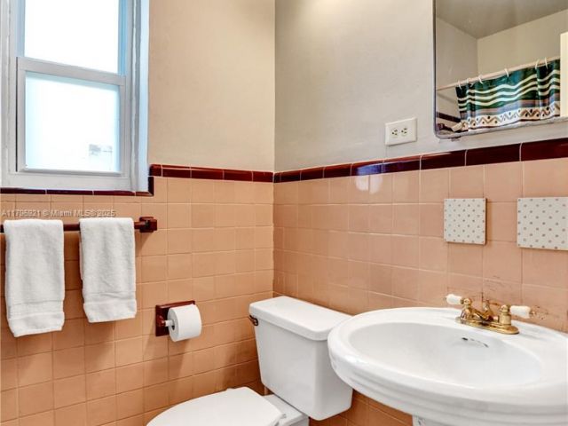 Home for sale at 326 S 14th Ave - photo 6038689