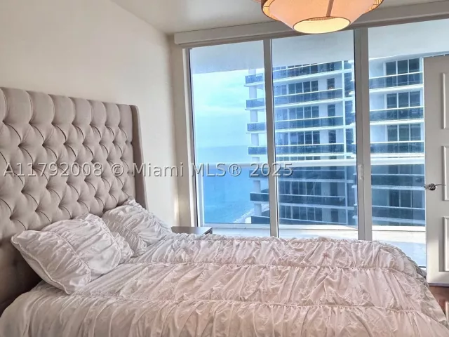2-bedroom condo for rent in Hallandale Beach - 1830 S Ocean Dr 4106 - MondialRealty