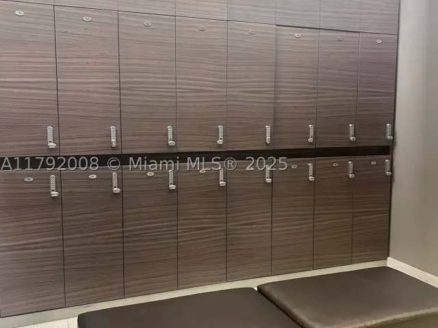 2-bedroom condo for rent in Hallandale Beach - 1830 S Ocean Dr 4106 - MondialRealty
