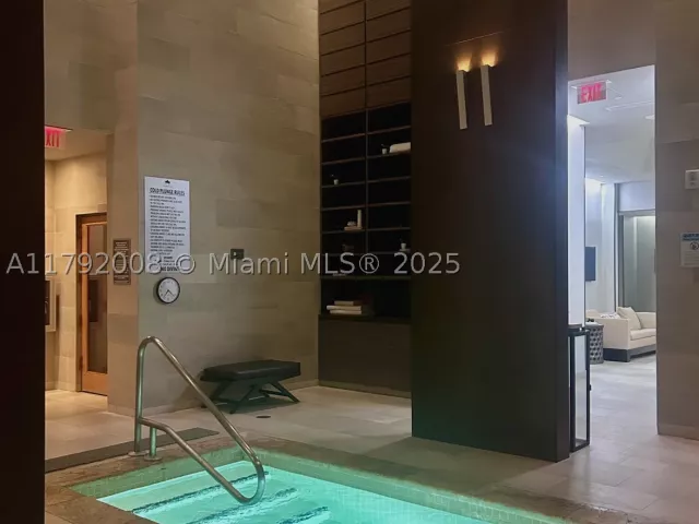 2-bedroom condo for rent in Hallandale Beach - 1830 S Ocean Dr 4106 - MondialRealty