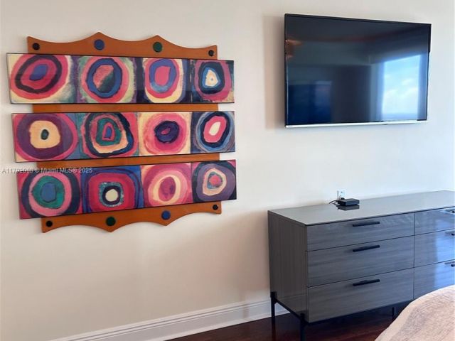 Apartment for rent  Unit #4106 - photo 5994226