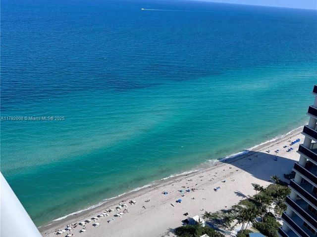 Apartment for rent  Unit #4106 - photo 5994231