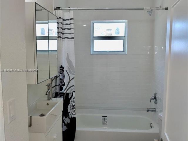 Home for sale at 1436 SW 3rd St - photo 6000982