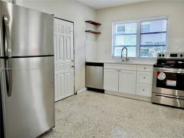 Home for sale at 1436 SW 3rd St - photo 6000985