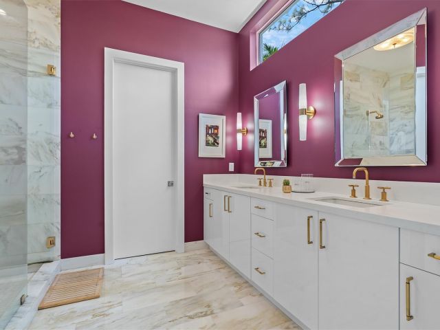 Home for sale at 619 NE 21st Ct - photo 6074613