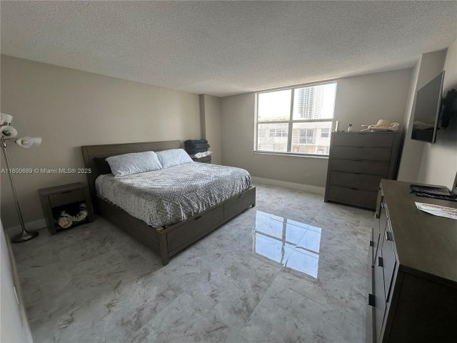 Apartment for sale  Unit #17C - photo 6027472