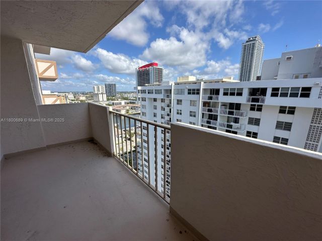 Apartment for sale  Unit #17C - photo 6027475