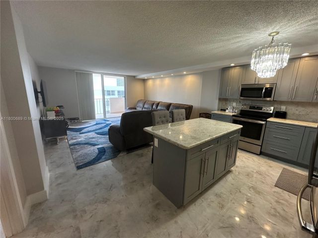 Apartment for sale  Unit #17C - photo 6027481