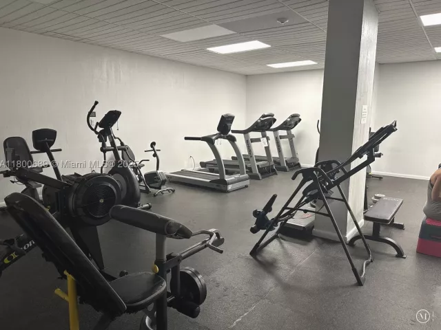 1-bedroom condo for sale in Hallandale Beach - 1865 S Ocean Dr 17C - MondialRealty