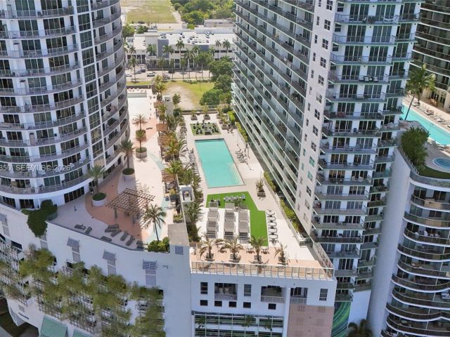 condo for sale in Miami - 1750 N Bayshore Dr 4007 - MondialRealty