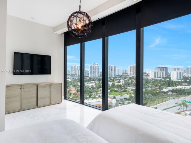 Apartment for sale  Unit #1505 - photo 6008177