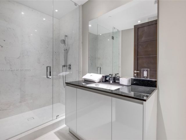 Apartment for sale  Unit #1505 - photo 6008178