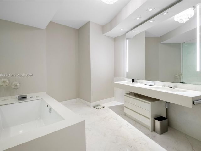 Apartment for sale  Unit #1505 - photo 6008180