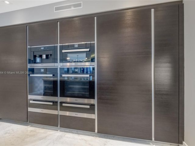 Apartment for sale  Unit #1505 - photo 6008187