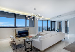 Apartment #1505 at Porsche Design Tower