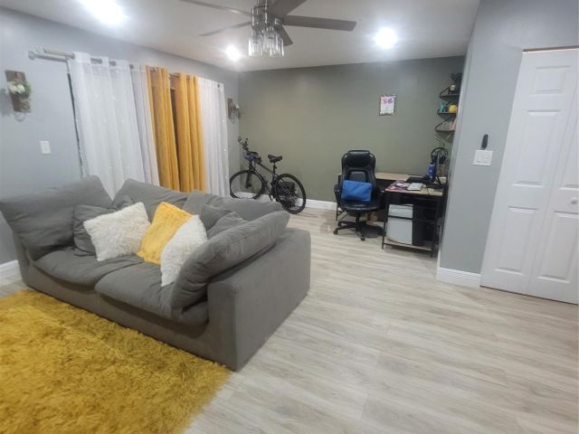 Home for rent at 9210 NW 14th St 9210 - photo 6016317