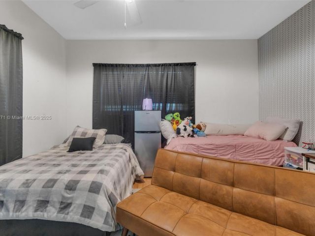 Home for sale at 1371 NW 198th St - photo 6002158