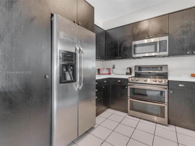 Home for sale at 1371 NW 198th St - photo 6002163