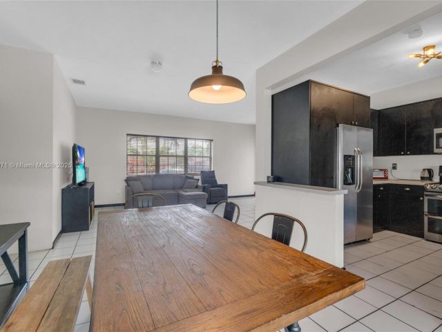 Home for sale at 1371 NW 198th St - photo 6002166