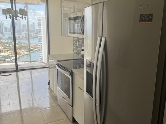 Apartment for rent  Unit #24F - photo 6023956