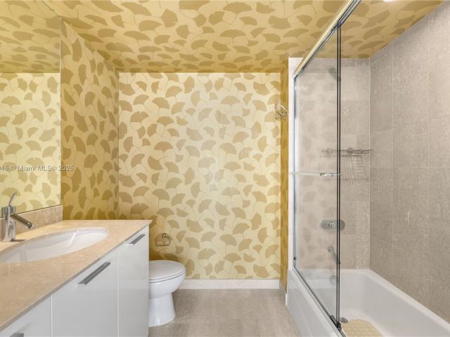 Apartment for sale  Unit #1101 - photo 6006648