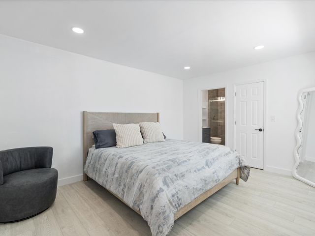 Home for rent at 543 NE 3rd Avenue - photo 6013962