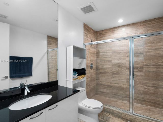 Apartment for sale  Unit #1207 - photo 6022937