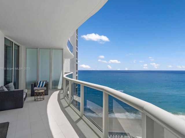 Apartment for sale  Unit #1207 - photo 6022945