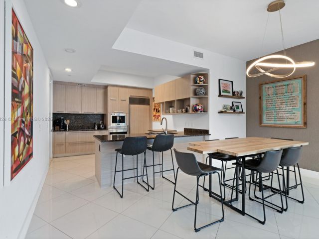 Apartment for sale  Unit #1207 - photo 6022949