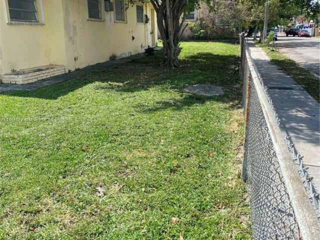 Home for sale at 1268 SW 4th St - photo 6005519