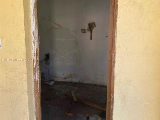 Home for sale at 1268 SW 4th St - photo 6005521