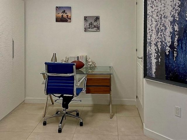 Apartment for rent  Unit #415 - photo 6008400