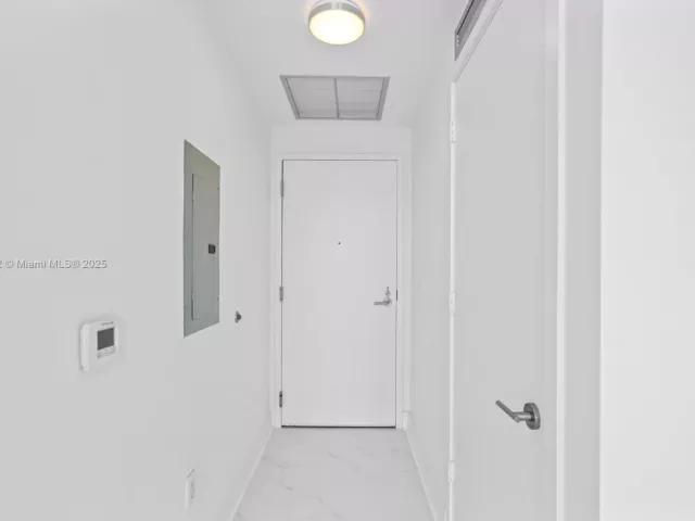 Apartment for sale  Unit #1409 - photo 6007896