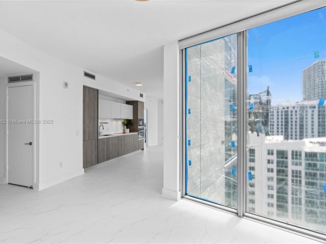 Apartment for sale  Unit #1409 - photo 6007894