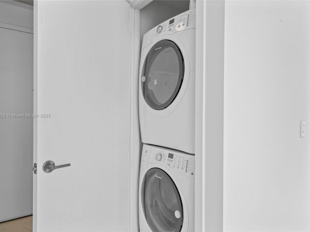 Apartment for sale  Unit #1409 - photo 6007899