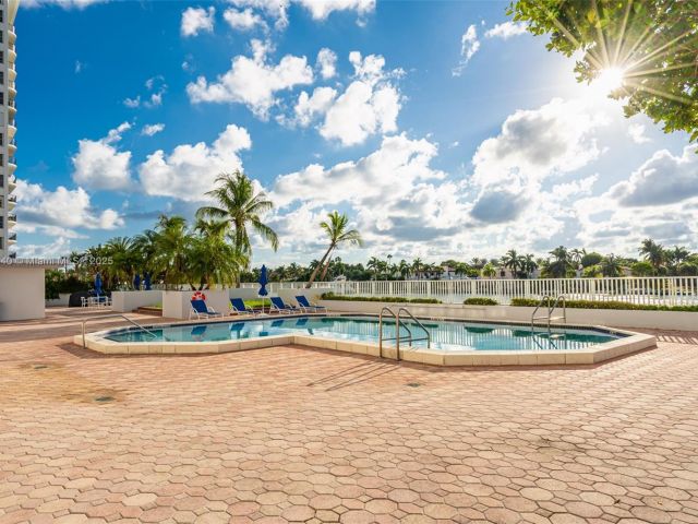 Apartment for sale  Unit #4A - photo 6006018