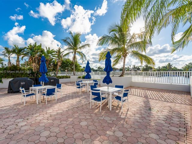 Apartment for sale  Unit #4A - photo 6006020