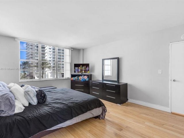 Apartment for sale  Unit #4A - photo 6006029