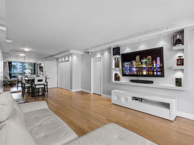 Apartment for sale  Unit #4A - photo 6006033